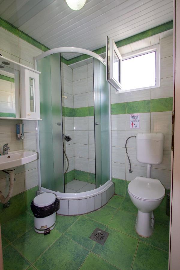 אוהריד Villa In Apartments מראה חיצוני תמונה