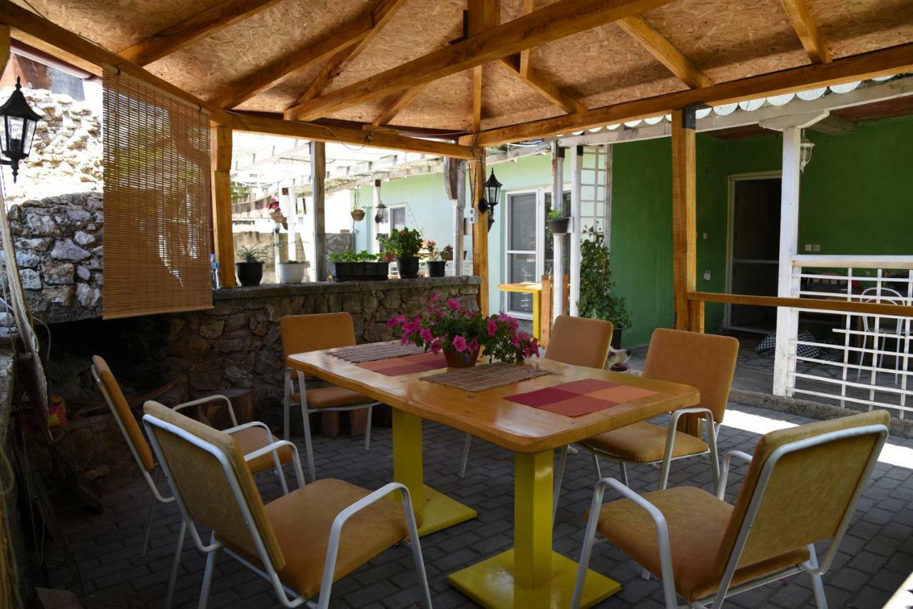 אוהריד Villa In Apartments מראה חיצוני תמונה