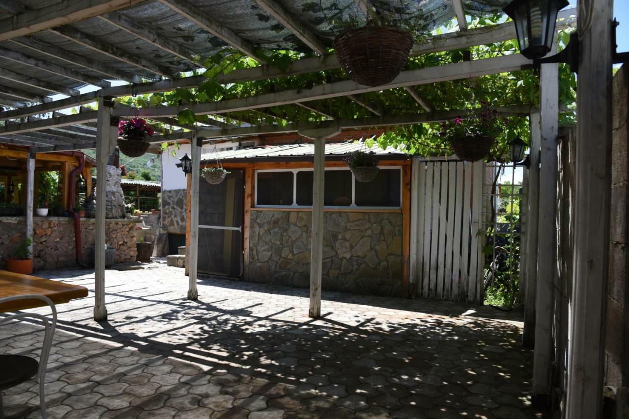 אוהריד Villa In Apartments מראה חיצוני תמונה
